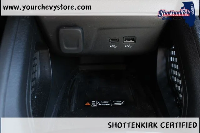Used 2025 Gray Chevrolet ACTIV image 32