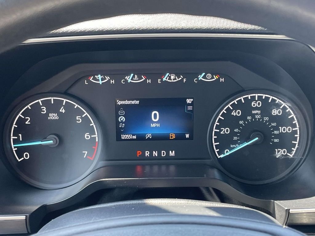 Used 2021  Ford XL image 18