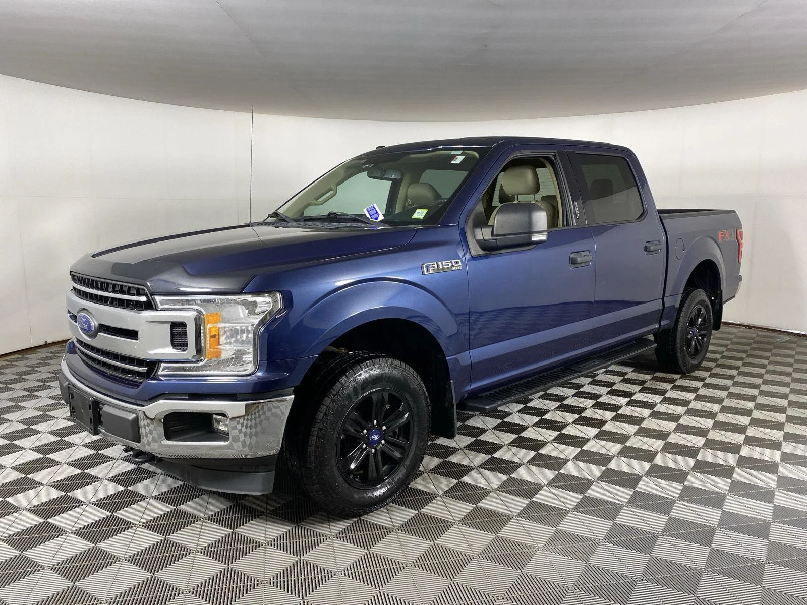 Used 2018 Blue Jeans Ford XLT image 12