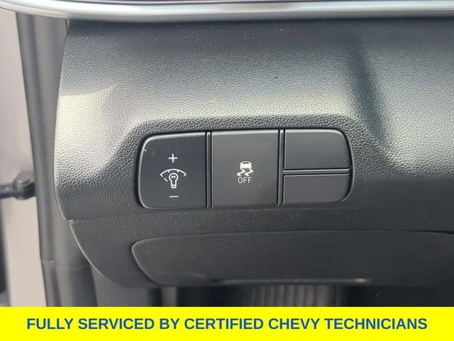 Used 2025 Silver Hyundai SEL Convenience image 26