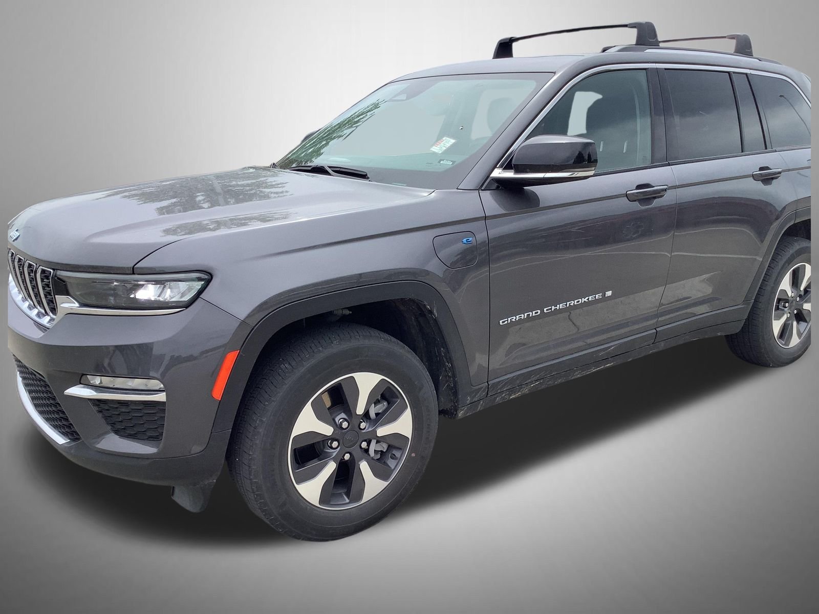 2022 Jeep Grand Cherokee 4xe 4x4's photo