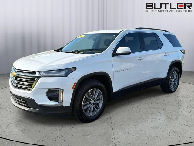 Pre-Owned 2022 Chevrolet Traverse LT Cloth