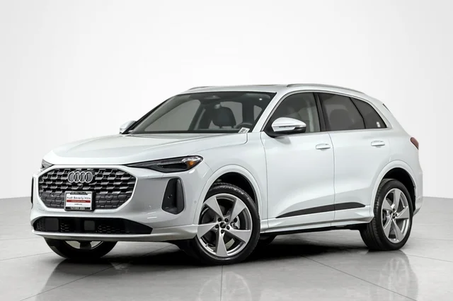 2025 Audi Q5 Premium Plus 2.0 TFSI quattro