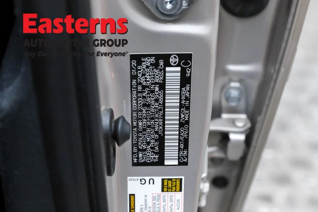 Used 2020 Gray Toyota XLE image 32