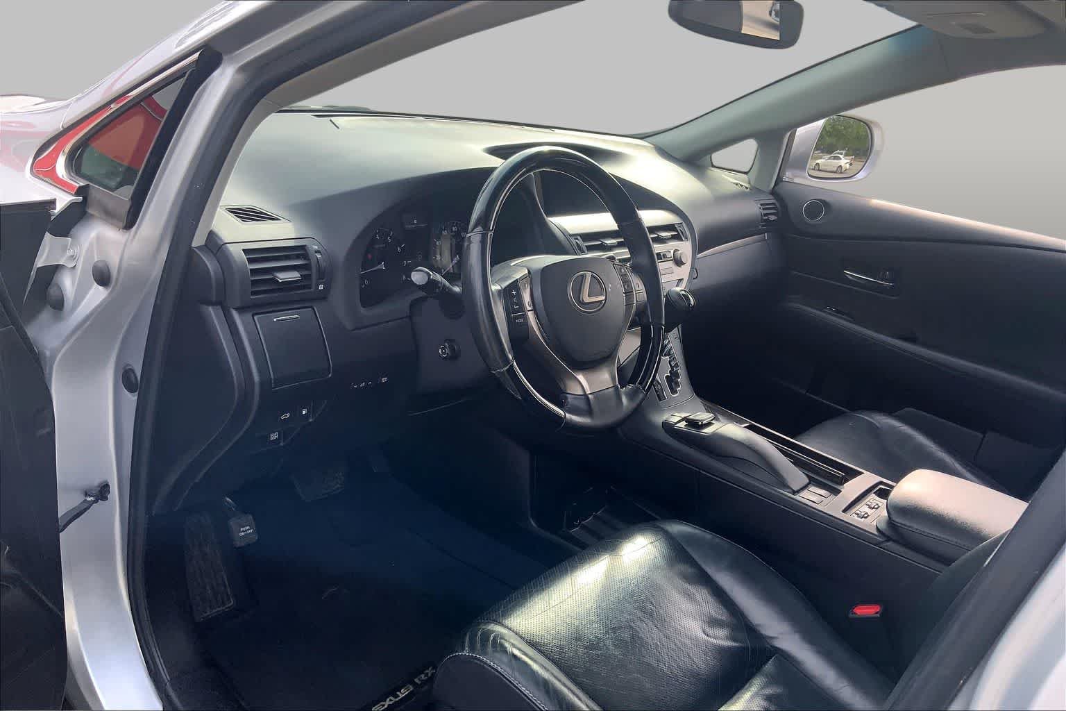 Used 2015 Silver Lining Metallic Lexus  image 17