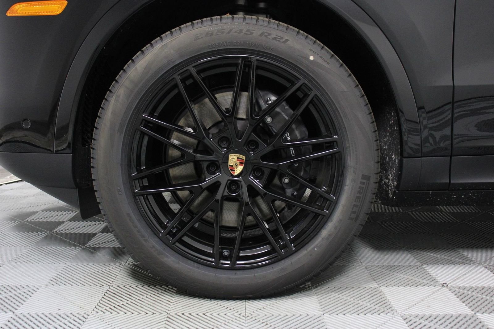 New 2026 Chromite Black Metallic Porsche  image 17