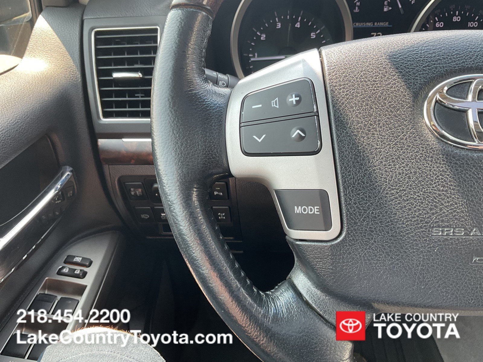Used 2014 Silver Toyota Base image 28