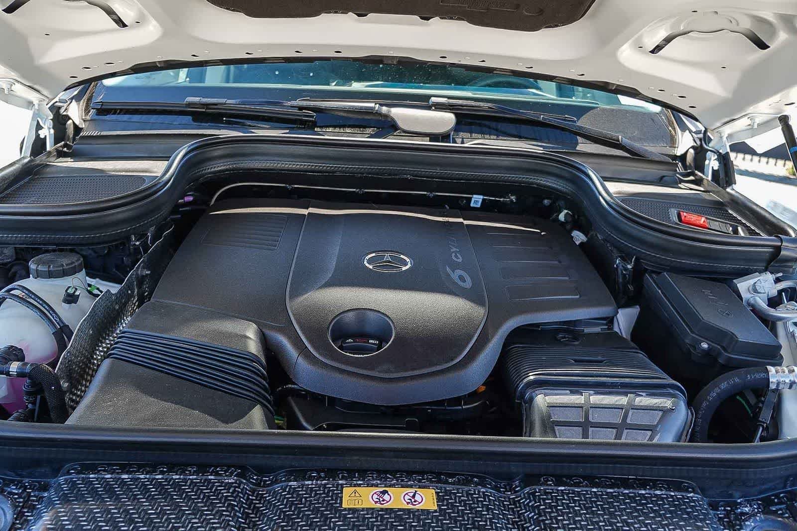 New 2026 Polar White Mercedes-Benz GLS 450 image 12