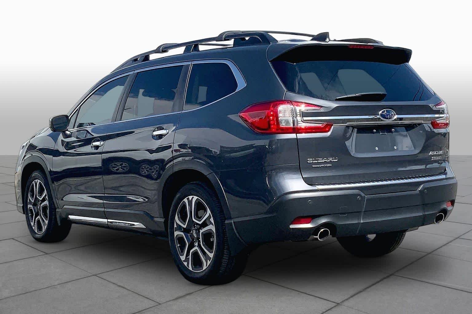 Used 2023 Magnetite Gray Metallic Subaru Touring image 10