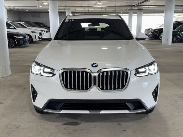 Used 2023 Alpine White BMW sDrive30i image 3