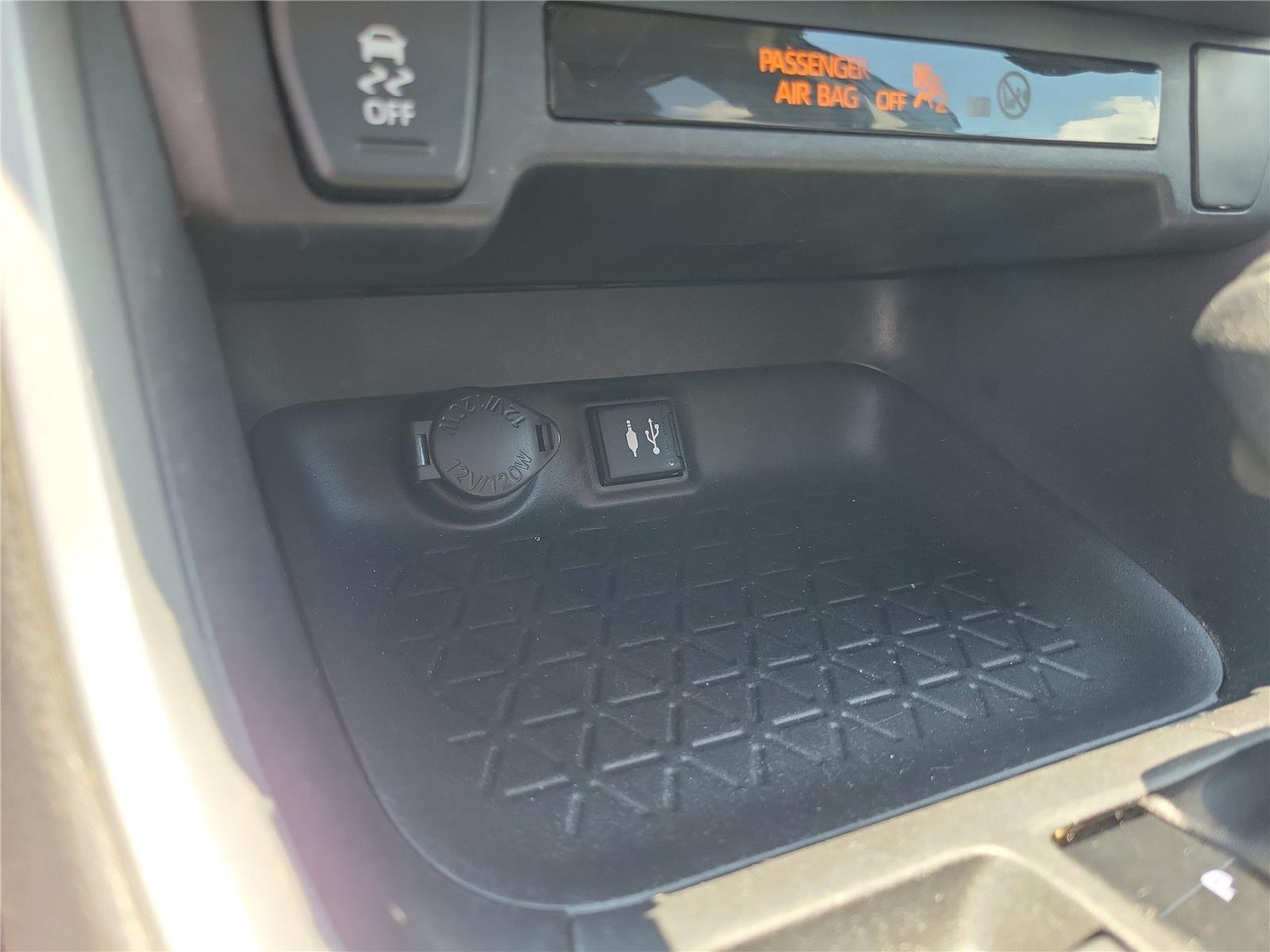 Used 2019 Magnetic Gray Metallic Toyota XLE image 32