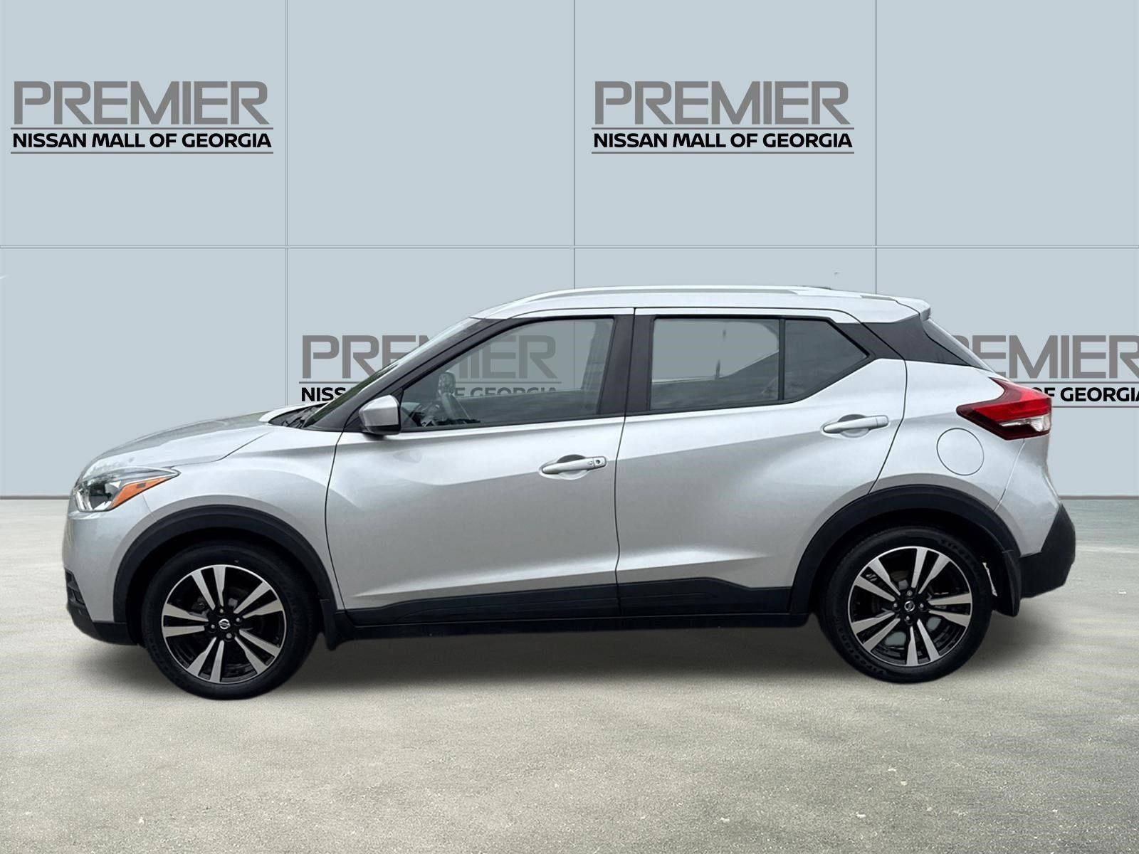 Used 2020 Silver Nissan SV image 4
