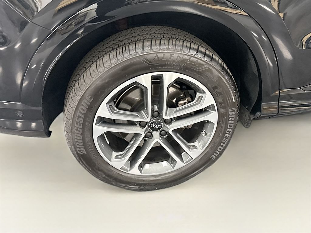 Used 2025 Black Metallic Audi 2.0T Premium Plus image 32