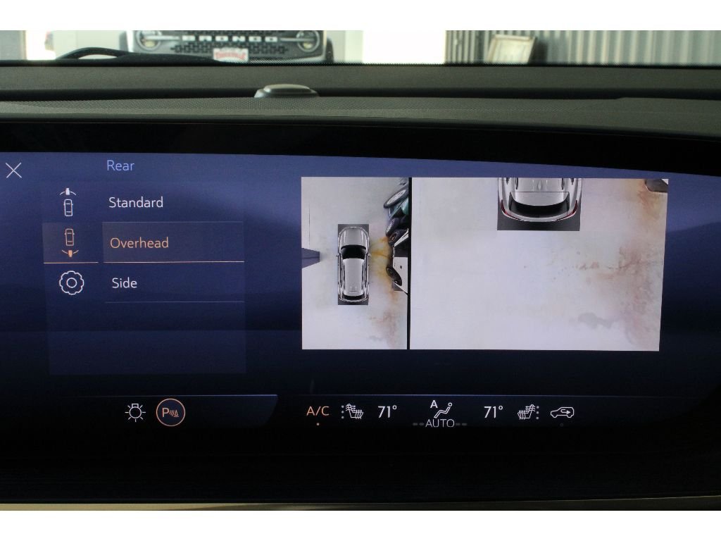 Used 2024 White Frost Tricoat Buick Avenir image 17