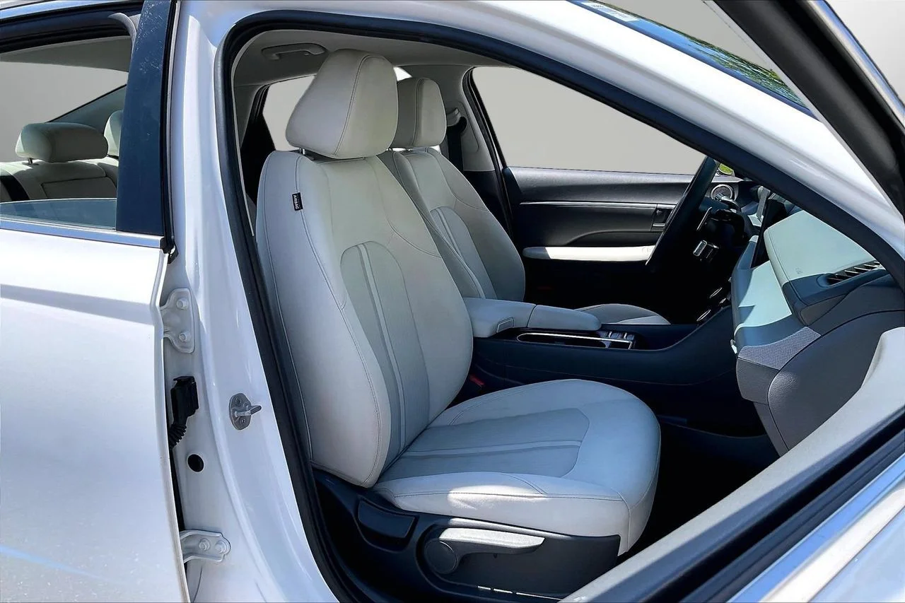 Certified Used 2024 White Hyundai SEL image 22