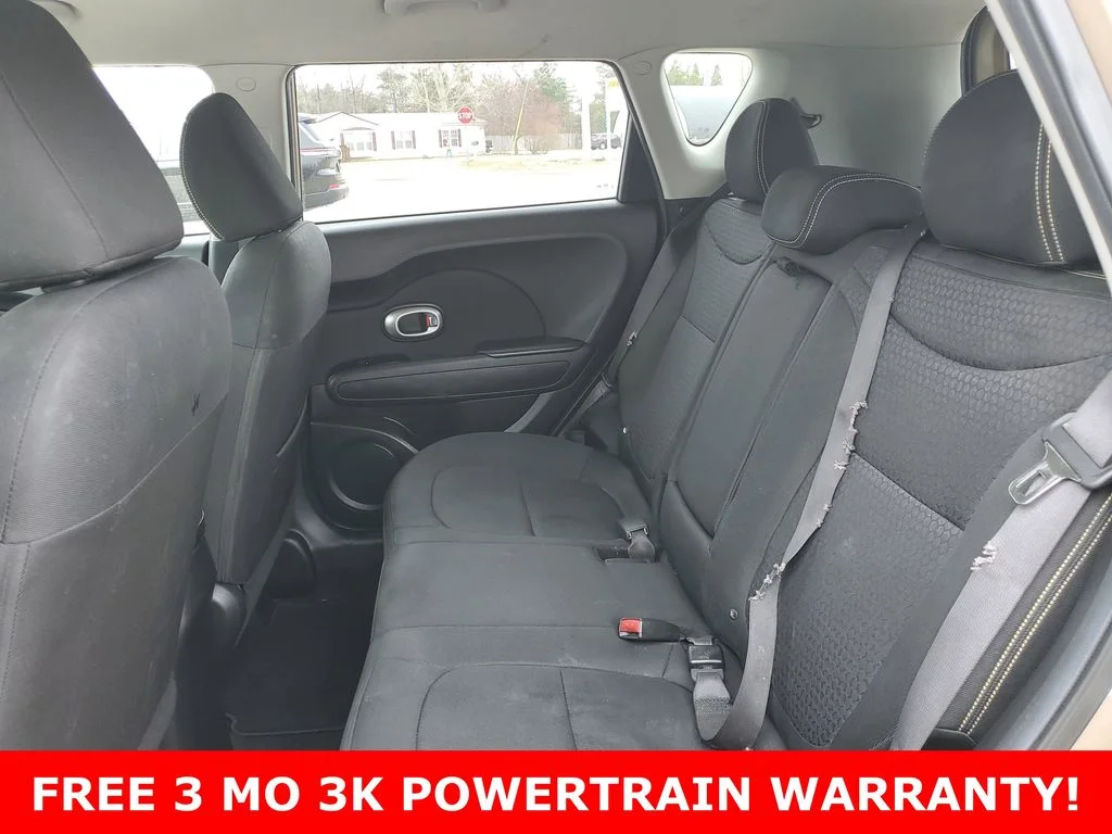 2015 Kia Soul + - Photo 24