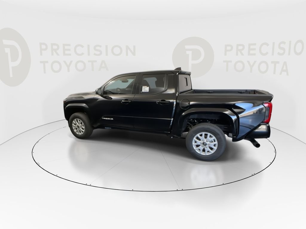 2026 Toyota Tacoma SR5 - Photo 12