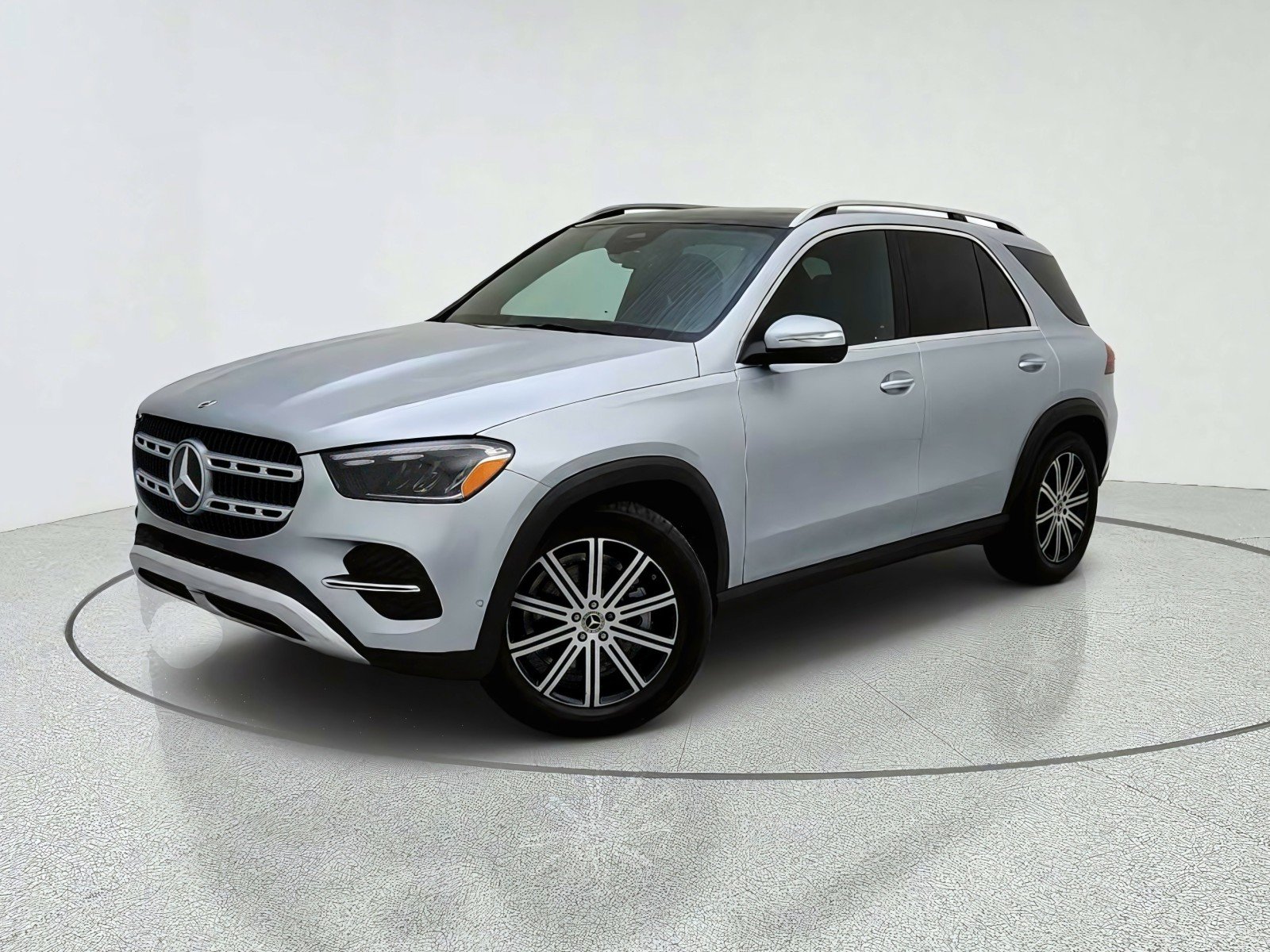 Used 2026 Cirrus Silver Metallic Mercedes-Benz GLE 350 image 1