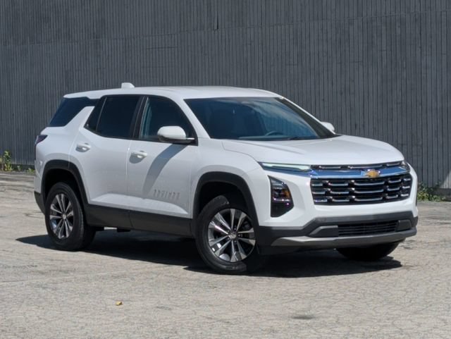 Summit White 2027 Chevrolet Equinox SUV / Crossover Front-Wheel Drive 8-Speed Automatic