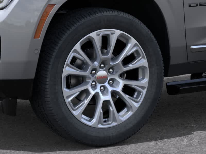 2026 GMC Yukon XL Denali - Photo 9