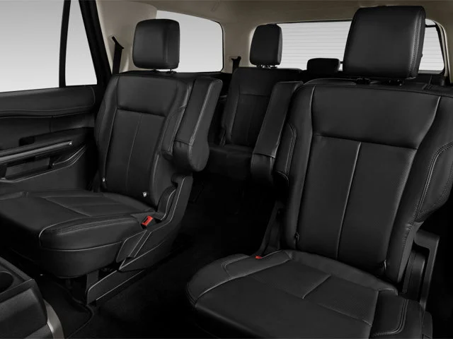 Used 2025 Agate Black Metallic Ford Tremor image 11