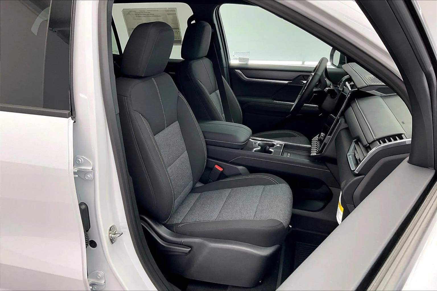 New 2026 Summit White GMC AWD Elevation image 9