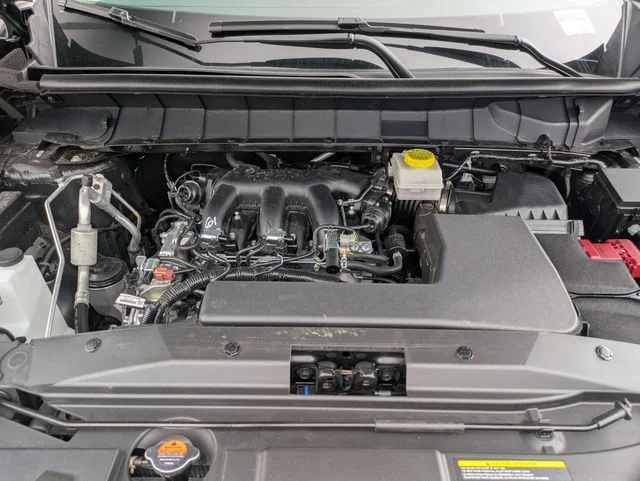 Used 2025 Gray Nissan SL image 10