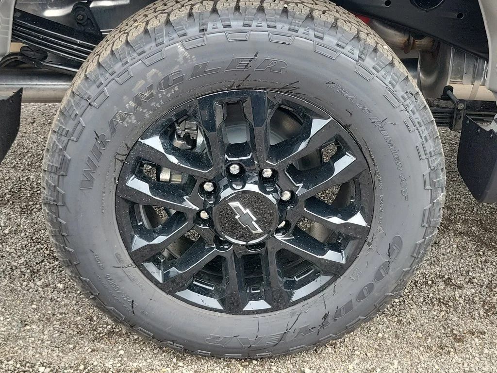 New 2026 White Sands Chevrolet Custom image 26