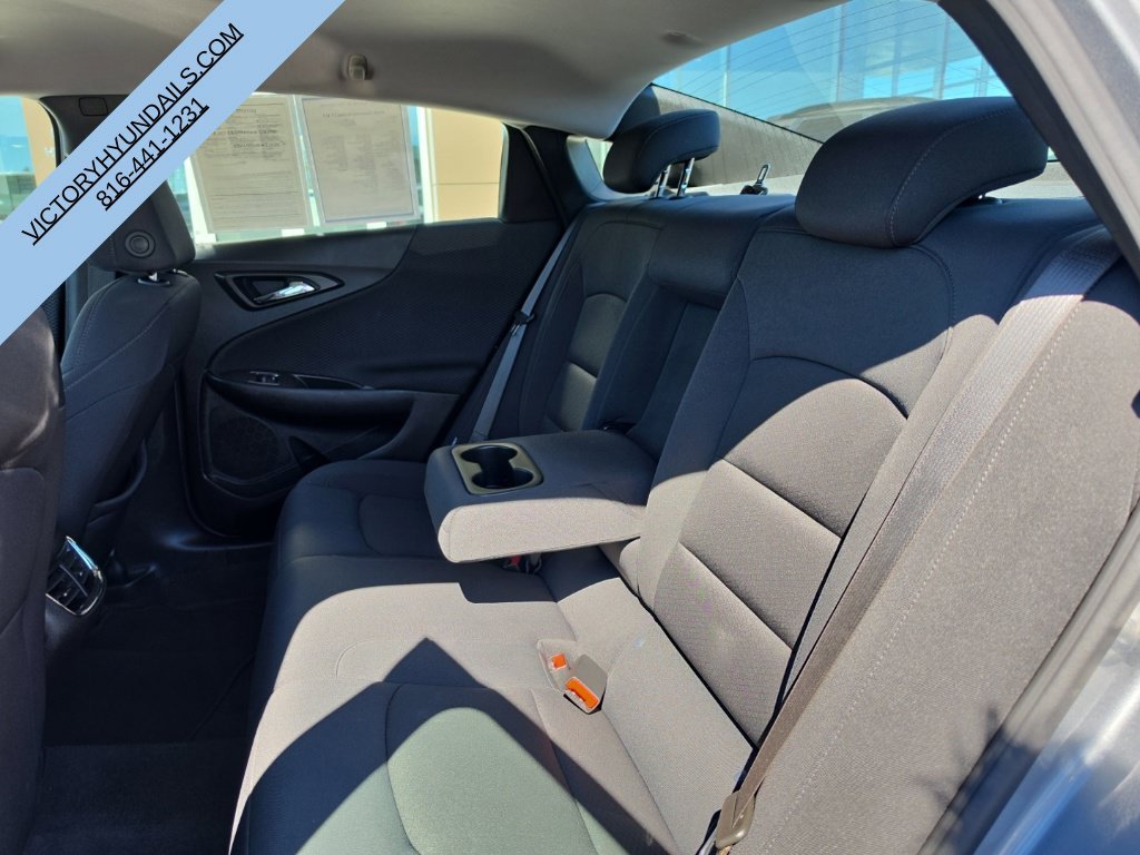 Used 2024 Gray Chevrolet LT image 27