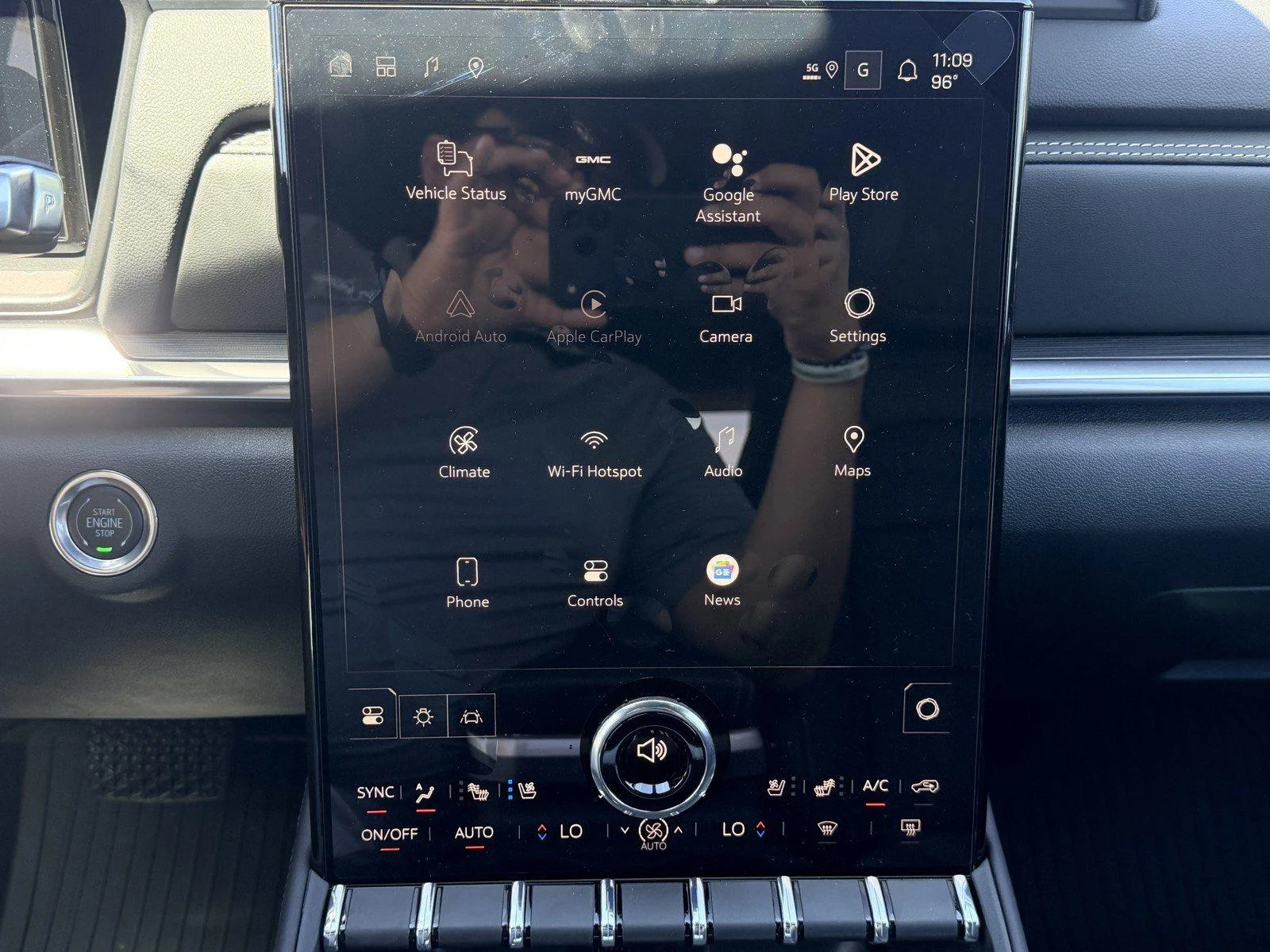 New 2026 Sterling Metallic GMC Elevation image 20