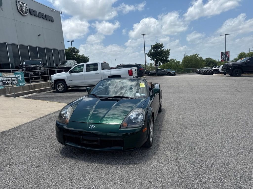 Used 2002 Green Toyota Base image 4