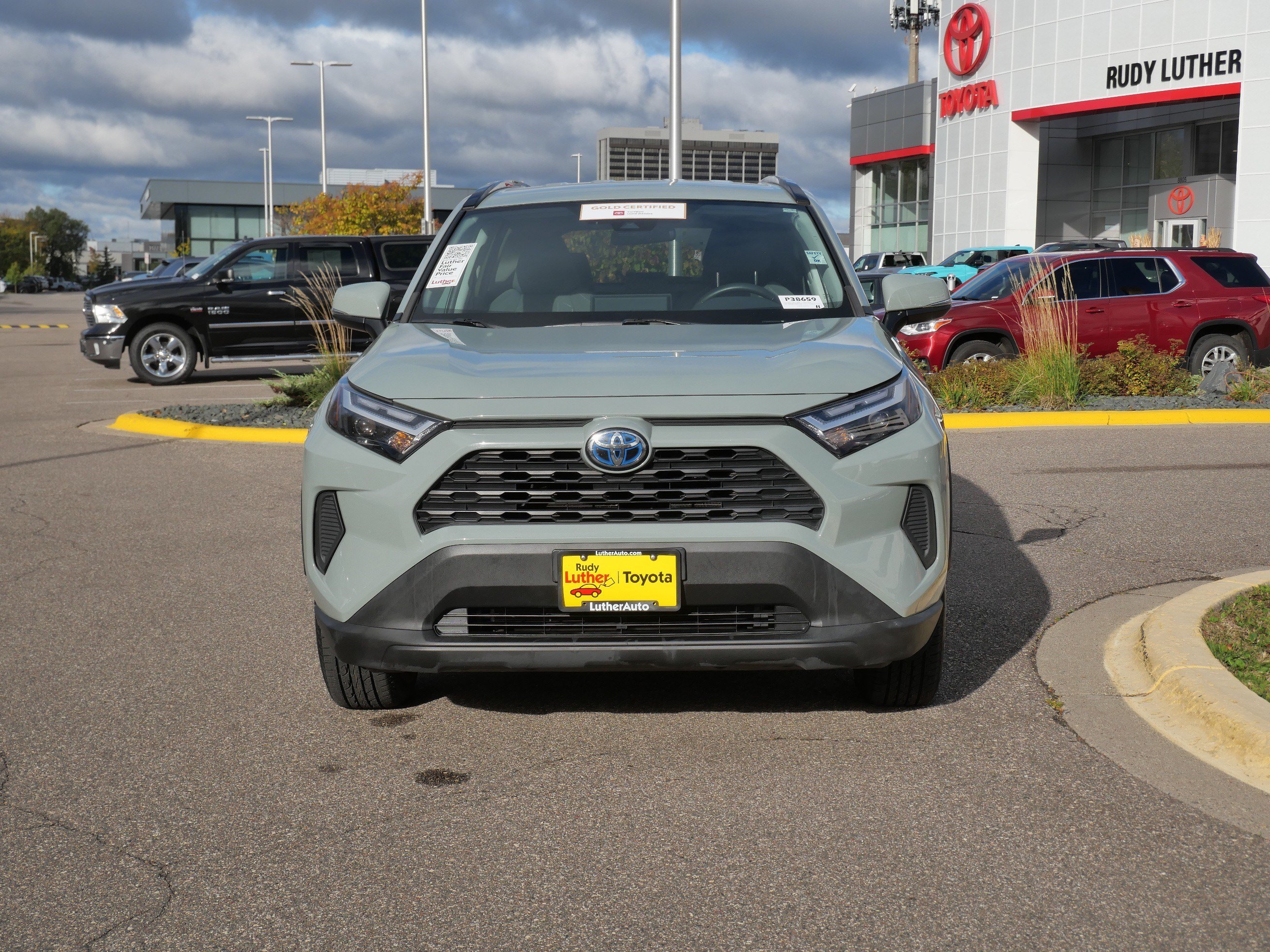 Certified Used 2022 Lunar Rock Toyota Hybrid XLE image 2