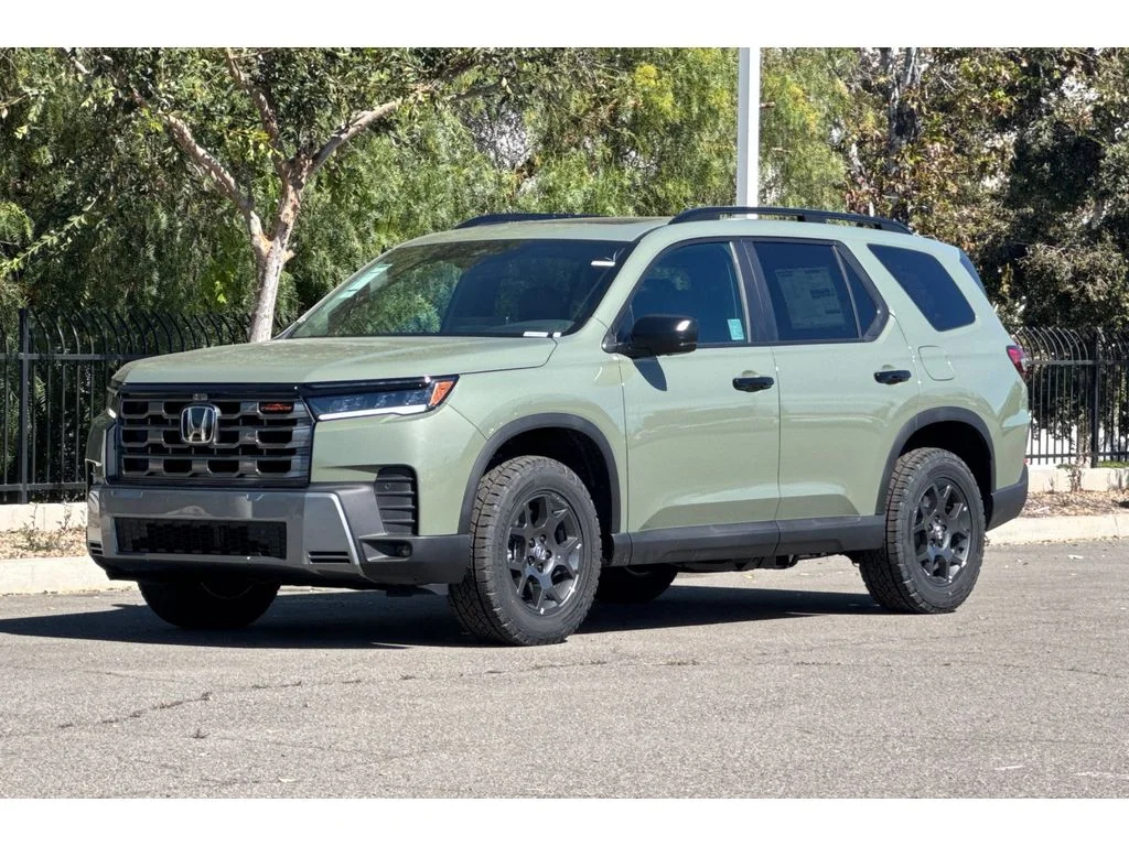 New 2026 Ash Green Metallic Honda TrailSport image 9