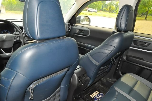 Used 2021 Green Ford Outer Banks image 14