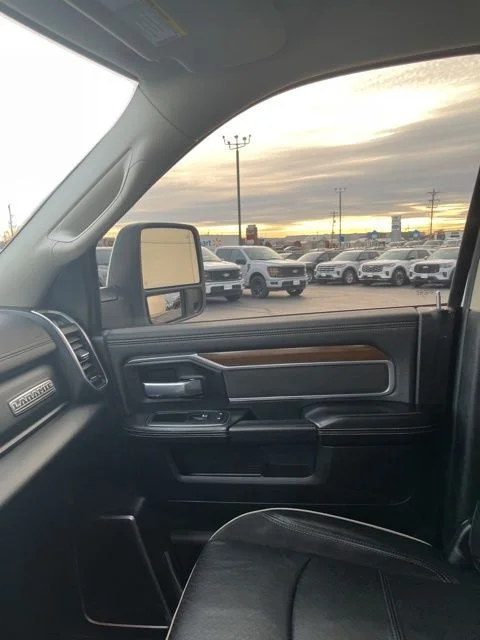 Used 2024 White Ram Laramie image 28