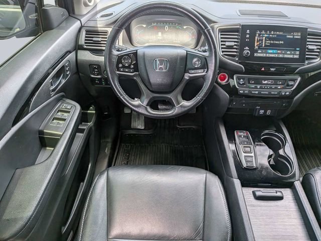 Used 2019 Modern Steel Metallic Honda Touring image 18