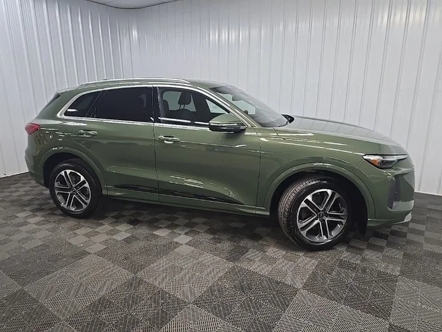2025 Audi Q5 2.0T Premium Plus