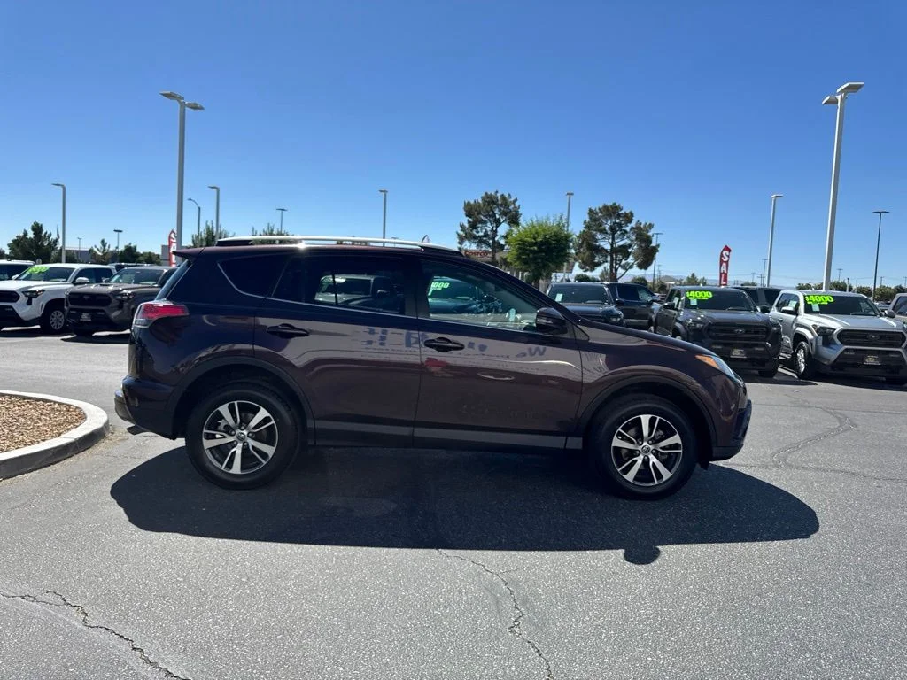Used 2017 Black Toyota XLE image 5
