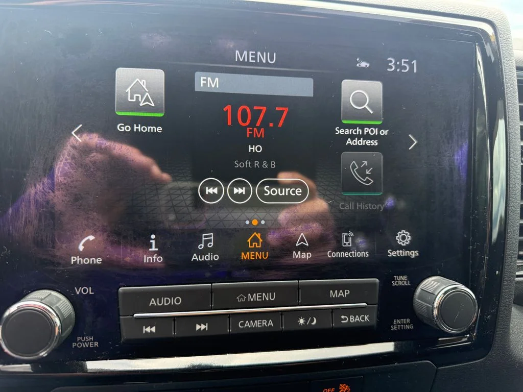 Used 2023 White Nissan PRO-4X image 12