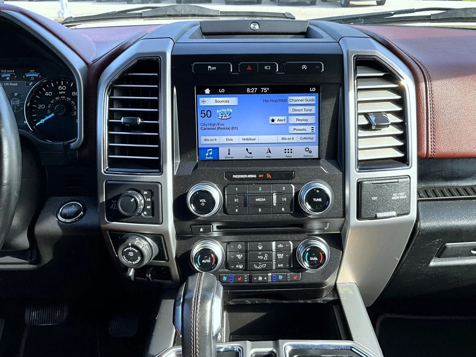Used 2018 White Ford Platinum image 17