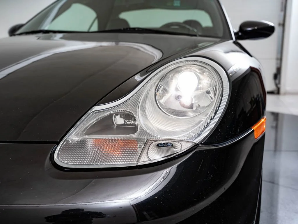 Used 2001 Black Porsche Carrera image 13