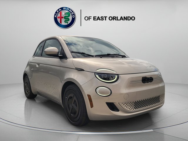 2025 FIAT 500e Giorgio Armani