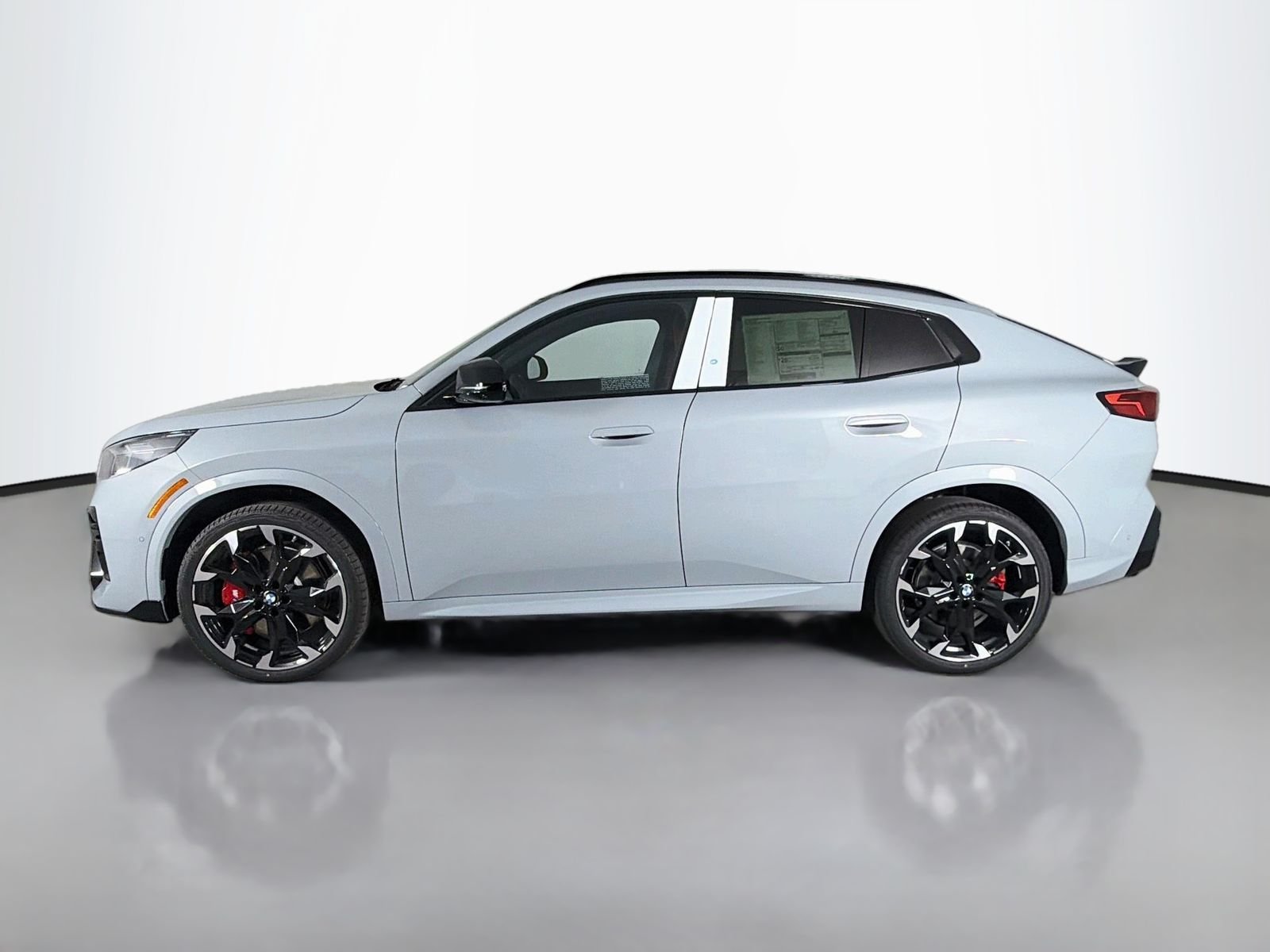 New 2027 Brooklyn Grey Metallic BMW M35i image 4