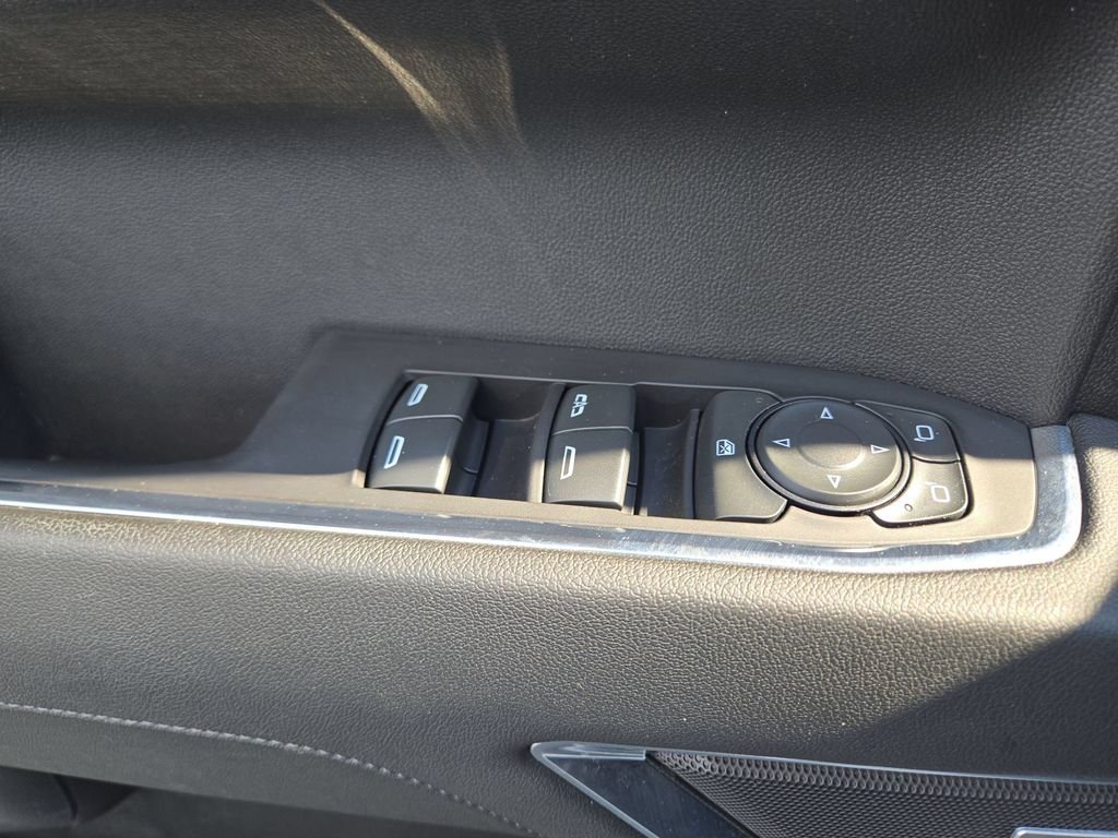Used 2024 Summit White Chevrolet RST image 35
