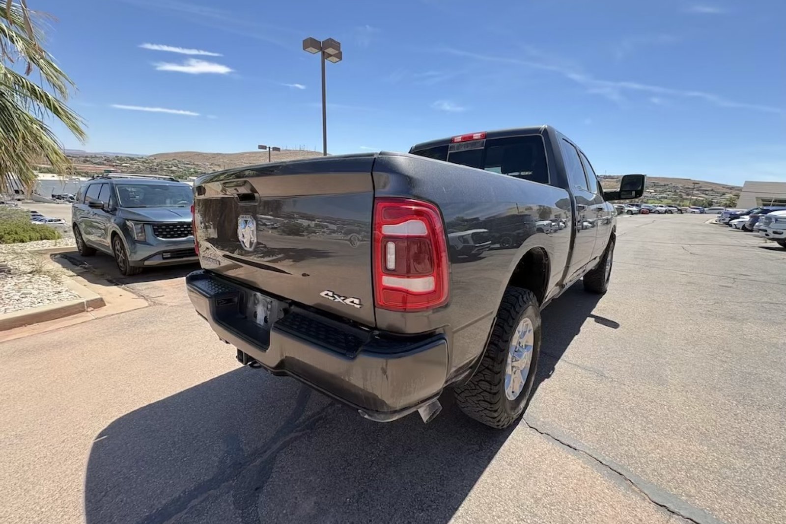 Certified Used 2024 Granite Crystal Metallic Clearcoat Ram Laramie image 6