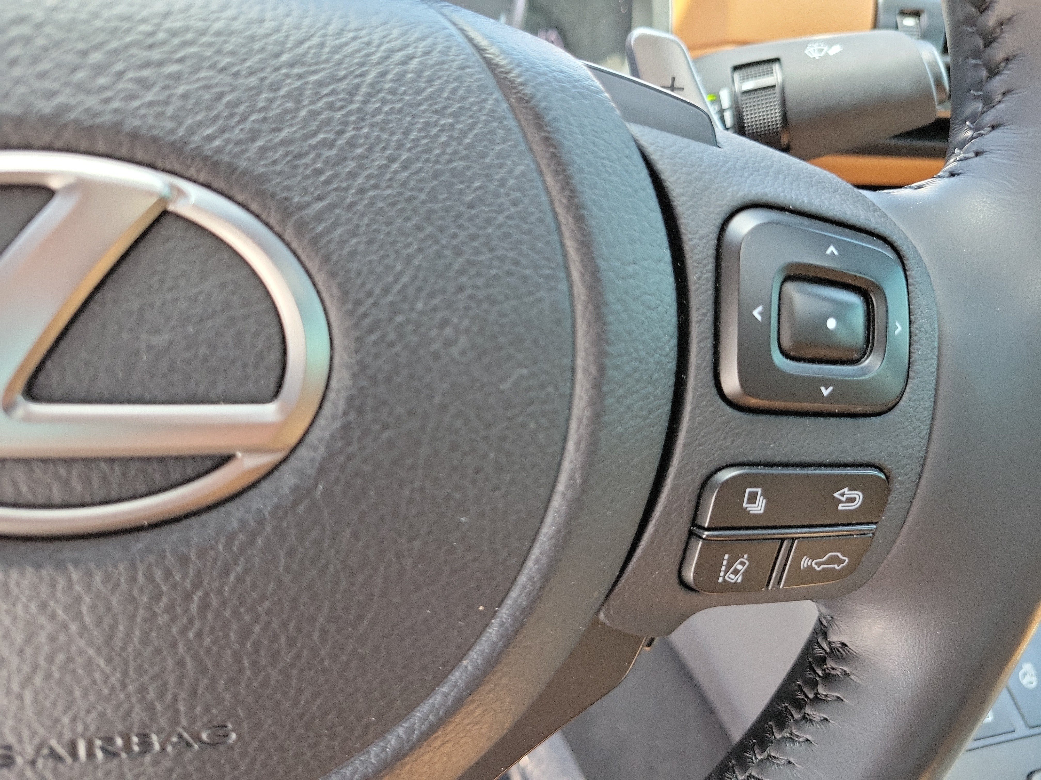 Used 2023 Silver Lexus IS 300 image 26