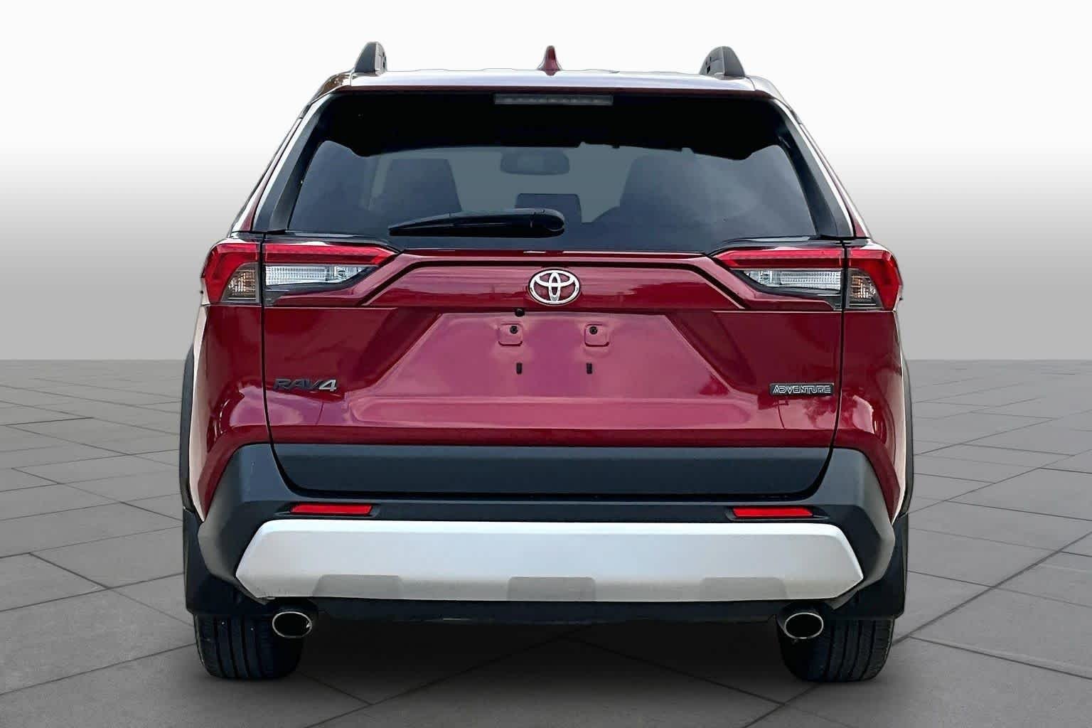 Used 2019 Ruby Flare Pearl Toyota Adventure image 5