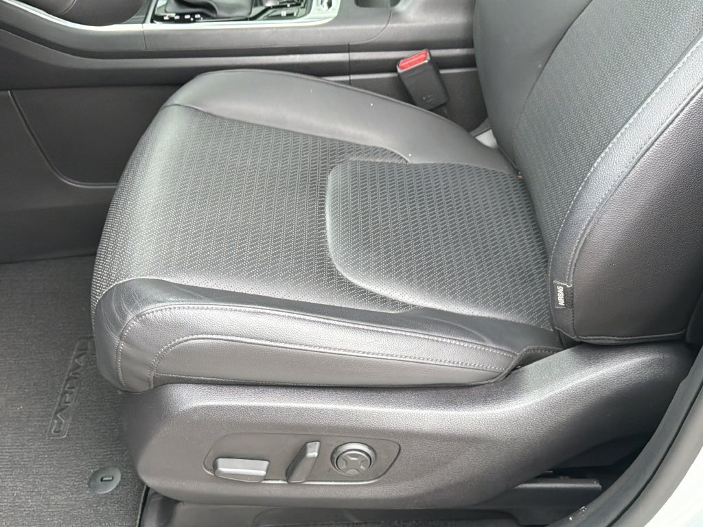 2025 Kia Carnival SX Prestige - Photo 26