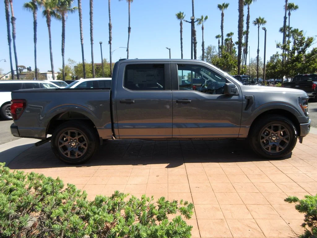 New 2026 Carbonized Gray Metallic Ford STX image 5