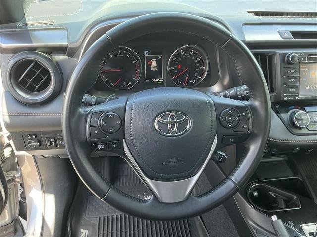 Certified Used 2018 SILVER SKY METALLIC Toyota  image 8
